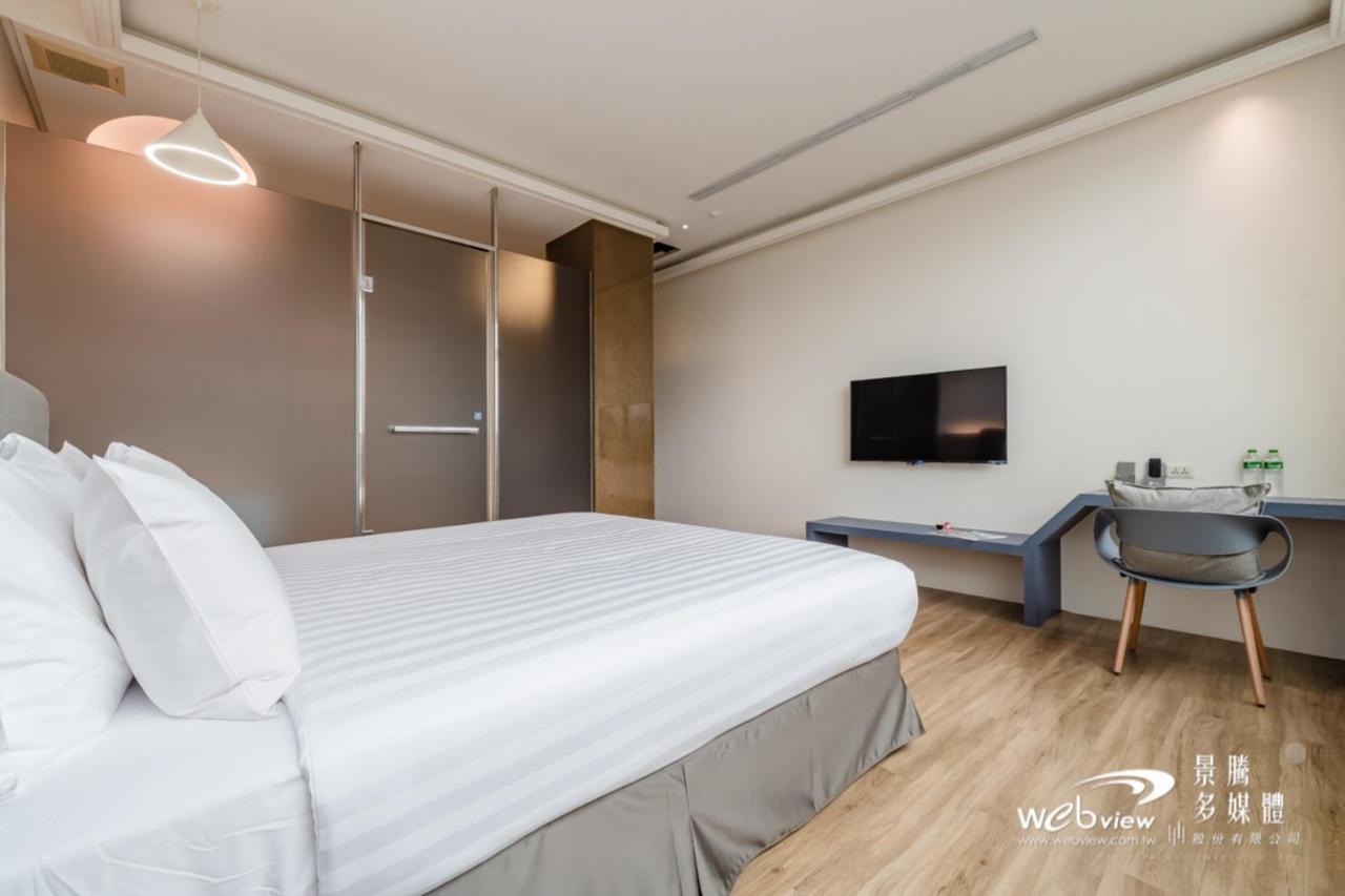 玩行旅台北館 Hotel Taipei Eksteriør billede